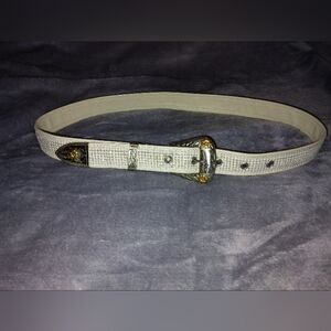 Belt With German Silver Buckle Floral goltone details western small flaw